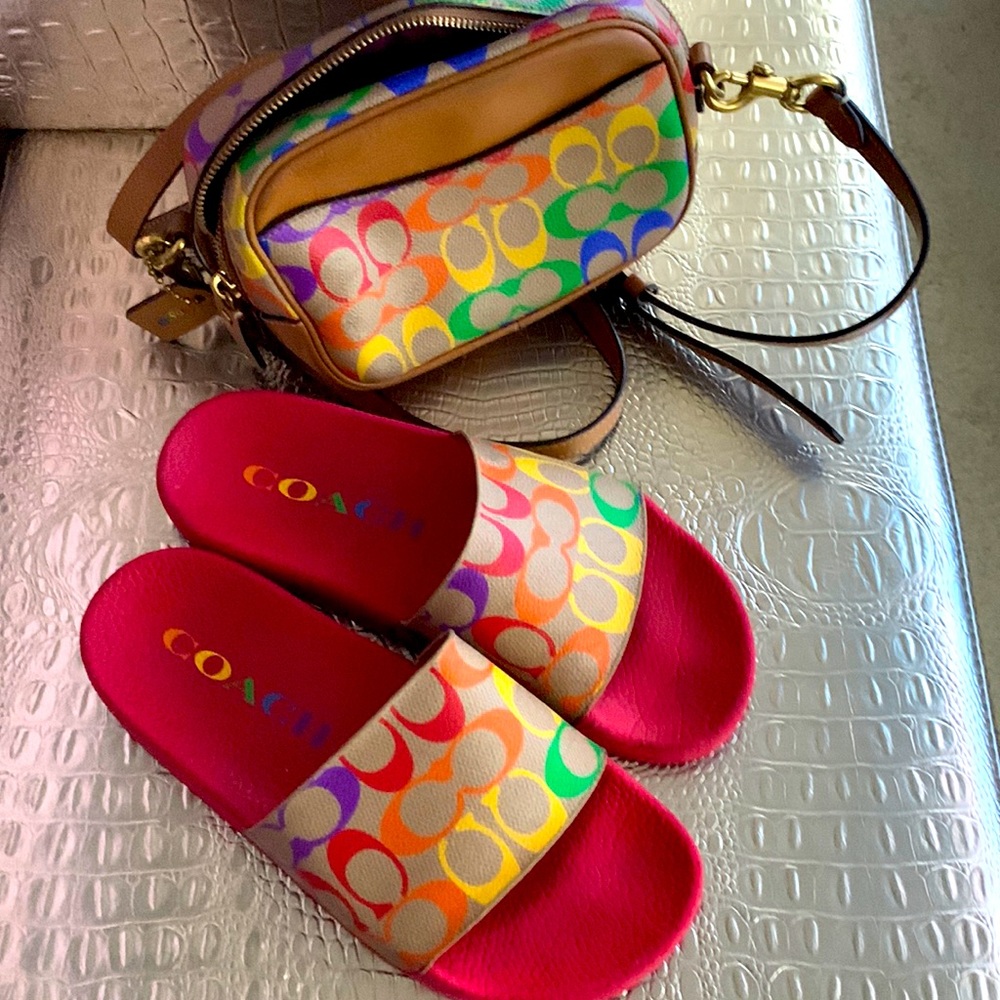 Rainbow 🌈 Coach crossbody & slides combo size 7 w 👠 shoes great condition